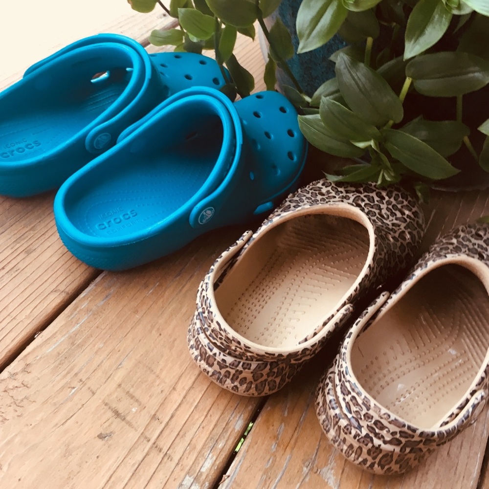 2 for $15! Used and new Crocs!👟👞